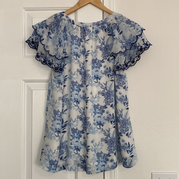 By The River peasant blouse with ruffled sleeves. - Picture 10 of 11